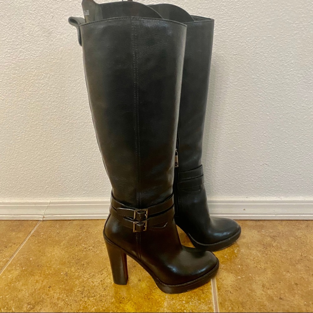 Tory Burch Knee High boots